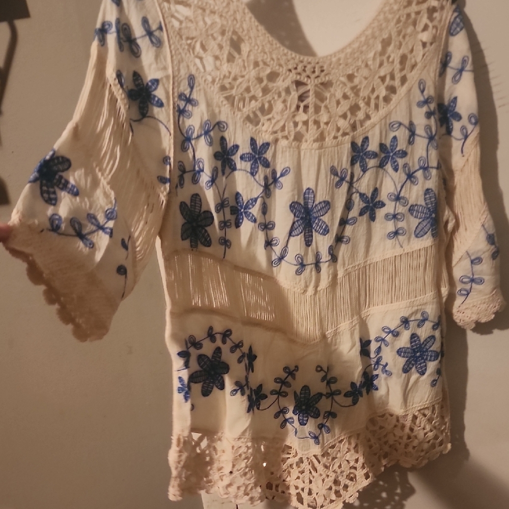 Cream and Tan Cropped Embellished Blouse with 3/4 Sleeves